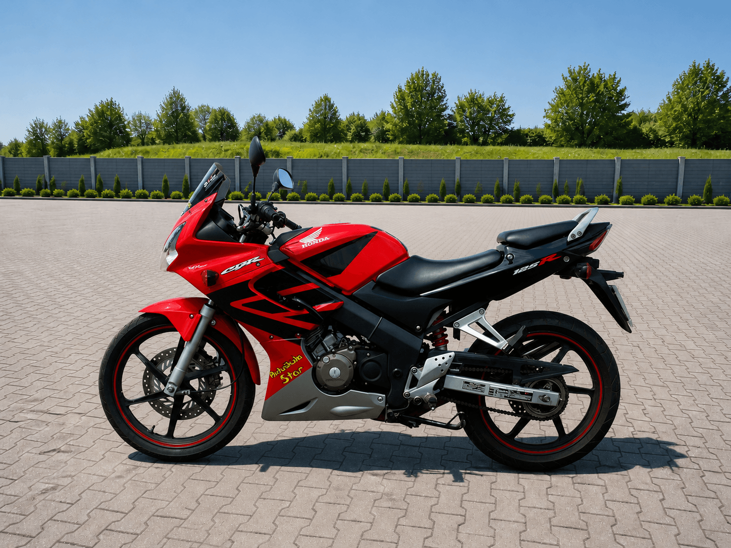 Honda CBR 125R